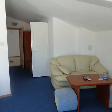 Hotell Poseidon Family 3*